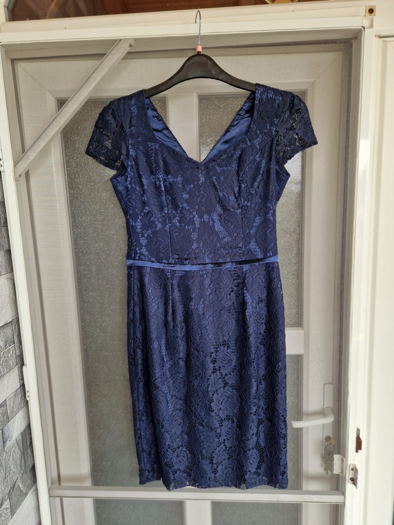 Rochie eleganta dantela