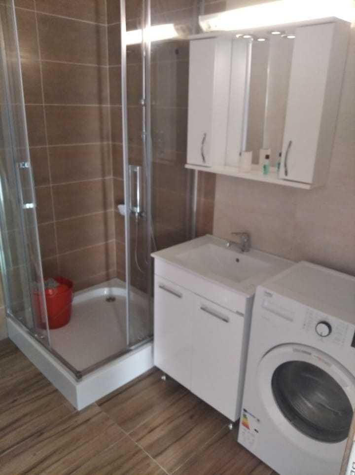 Vand apartament 3 camere, mobilat-utilat, etaj 1 !!