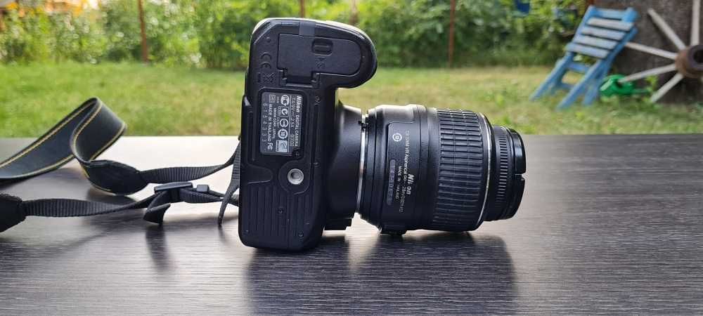 Nikon D3100  DSLR
