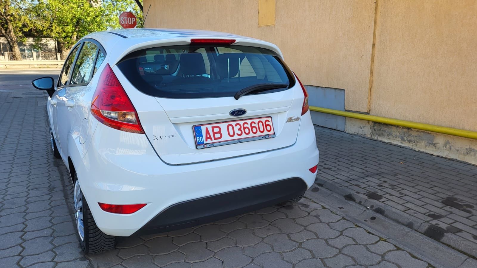 Vând Ford Fiesta F-lift euro 5 Motor 1,6 diesel IMPECABIL