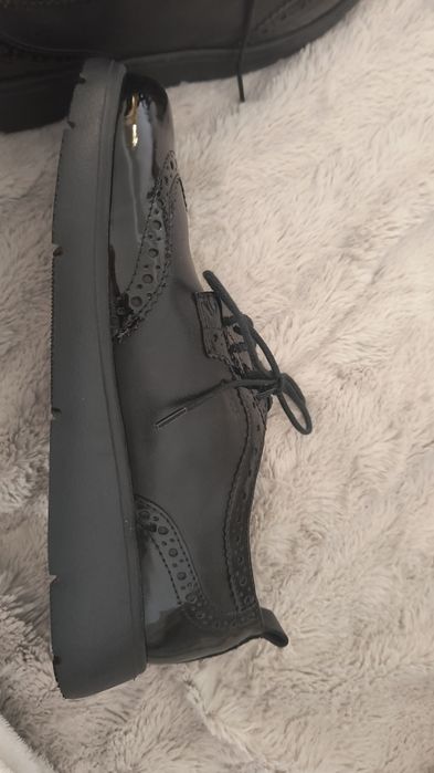 Pantofi Geox tip Oxford