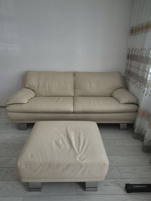 Vând set canapea