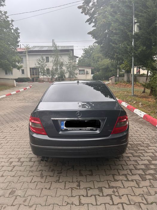 Mercedes C class - 2011 Avantgarde , Blueefficency
