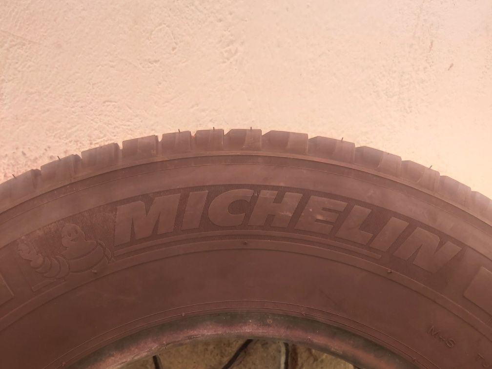 225 75 16C Michelin