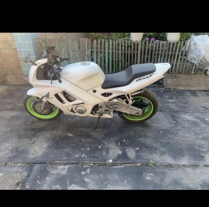 Мотоцикл хонда сб 600ф