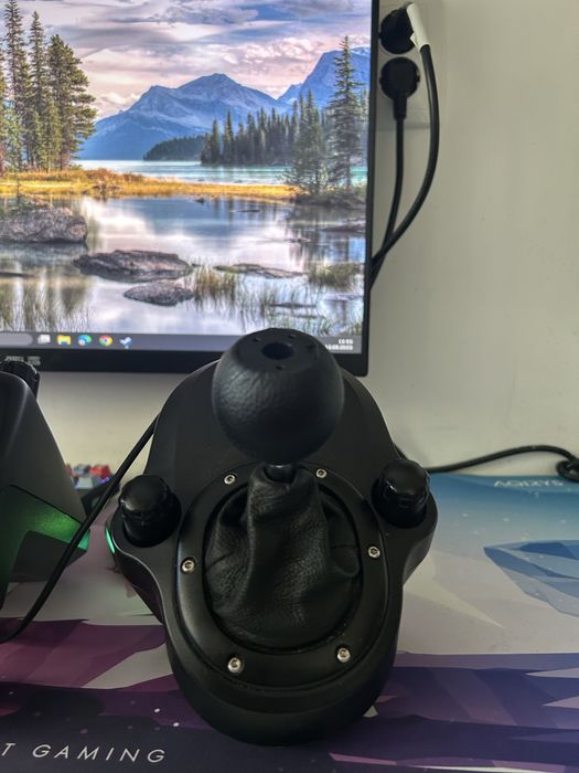Volan logitech g29