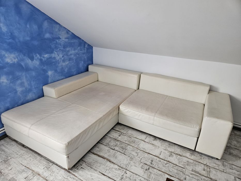 Coltar extensibil cu lada