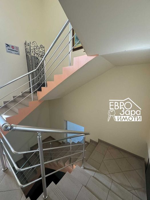Продава се Тристаен апартамент в Стара Загора, Център - 125 кв.м за 1240 €/кв.м - Снимка #16