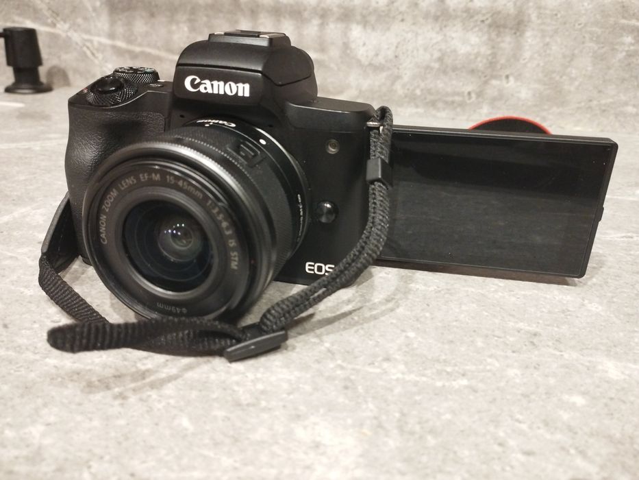 Фотоапарат Canon EOS M-50 15-45 mm