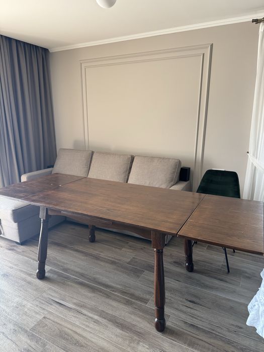 Masa lemn masiv extensibila