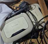 Doua routere wifi Tp Link 300mbs
