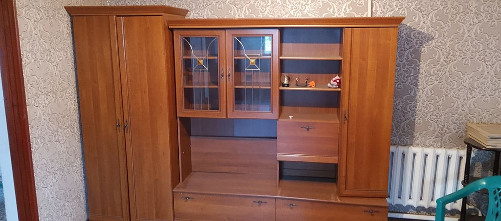 Срочно продам стенку