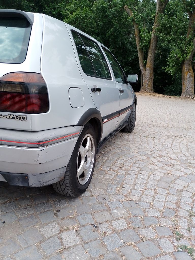 Volkswagen GOLF 3 GTI