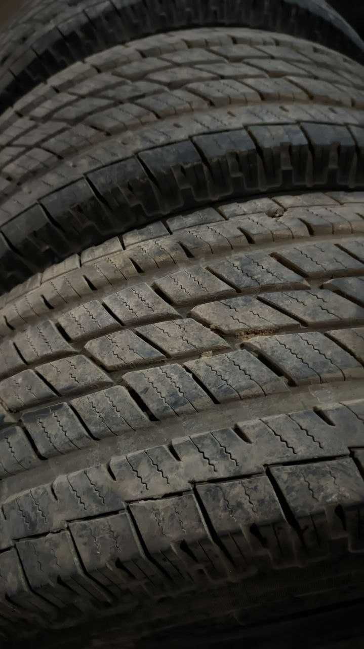 Комплект всесезонных шин 275/70 R16 Toyo open country Прадо Pajero