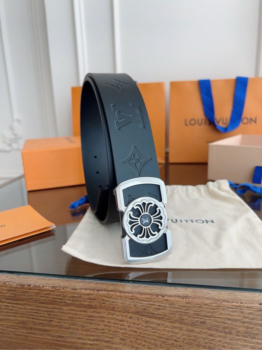 Curea Louis Vuitton , calitate premium , pe comanda , 110 cm