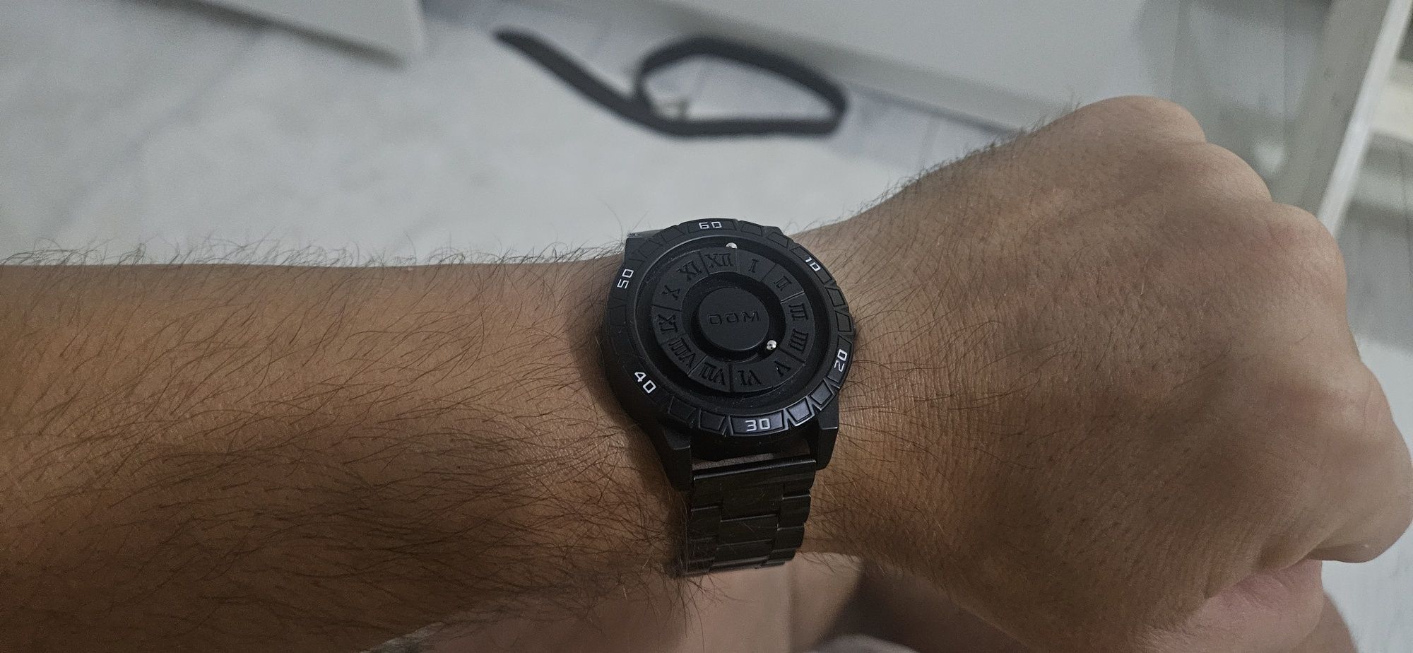 Ceas Magnetic aproape nou