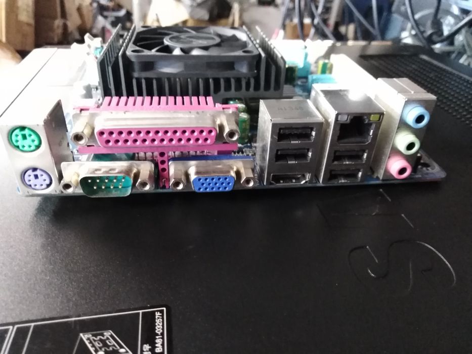 Дънна платка  Gigabyte GA-E350N win8 с процесор AMD