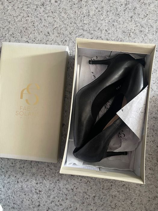 Туфли черные на каблуках 37,5 - 38