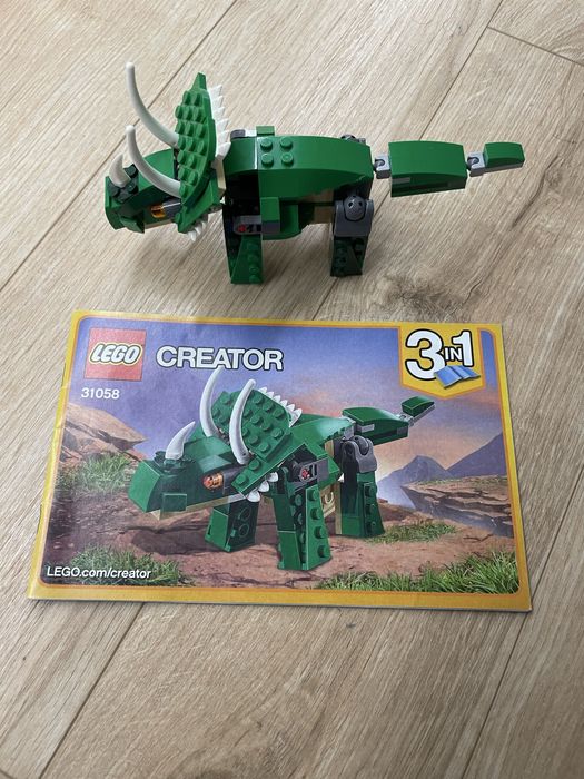Dinozaur de Lego