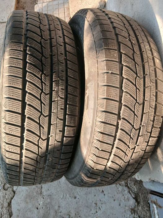 Продавам зимни гуми 235/70 r16