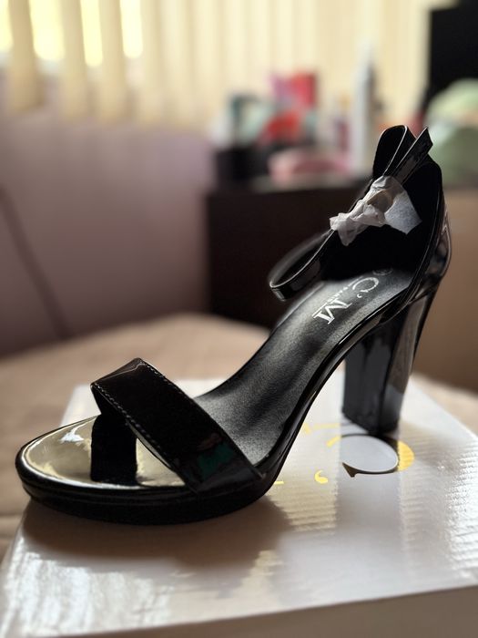 Официални обувки