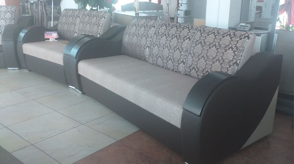 Продам два дивана