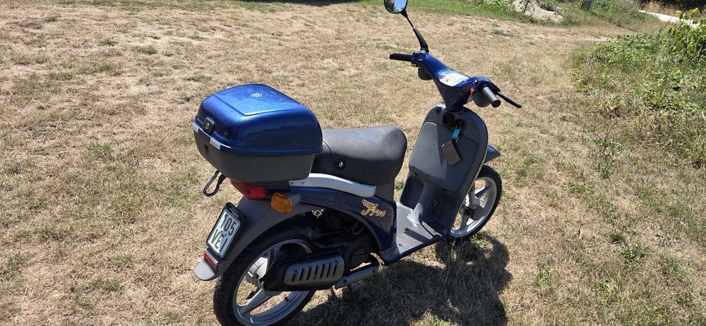 Vand piaggio Free în stare foarte bună cu toate Actele în regulă.