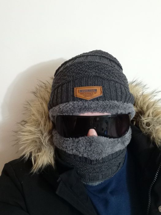 Set căciulă cu fular circular și ochelari de Ski Nou