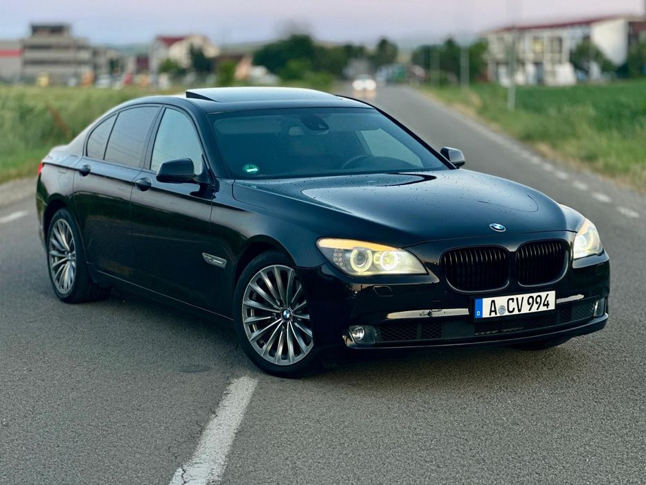 BMW seria 7 BMW F01 740d xDrive 306 CP  Euro5