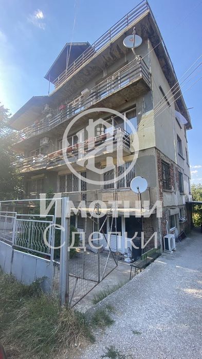 Етаж от къща в София-Филиповци площ 180 цена 105000
