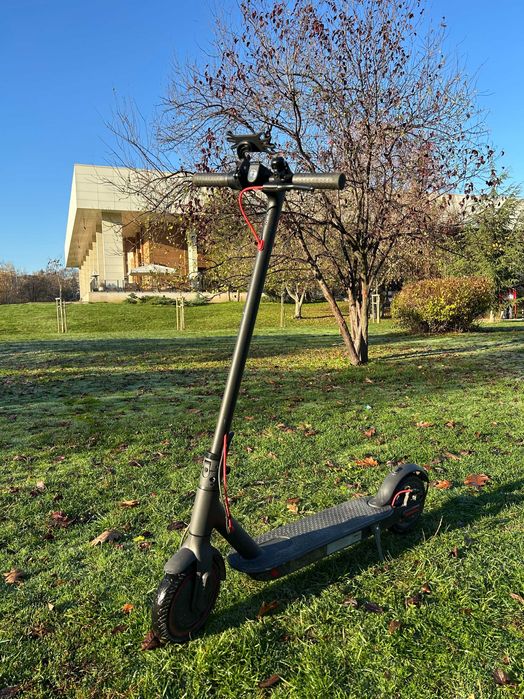 Електрическа тротинетка Xiaomi Mi Electric Scooter Pro