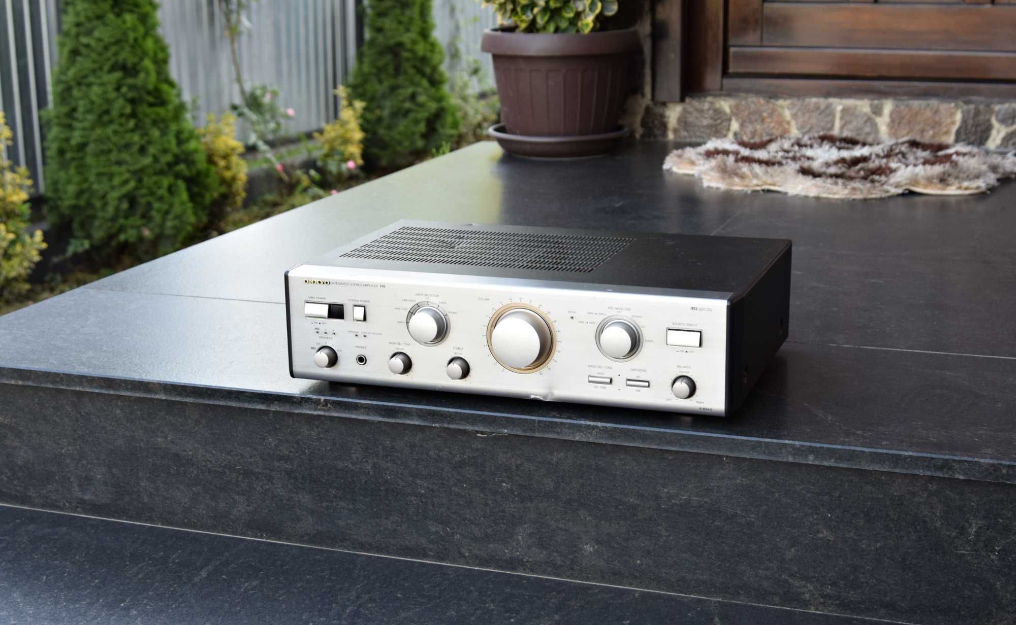 Amplificator Onkyo A-8940
