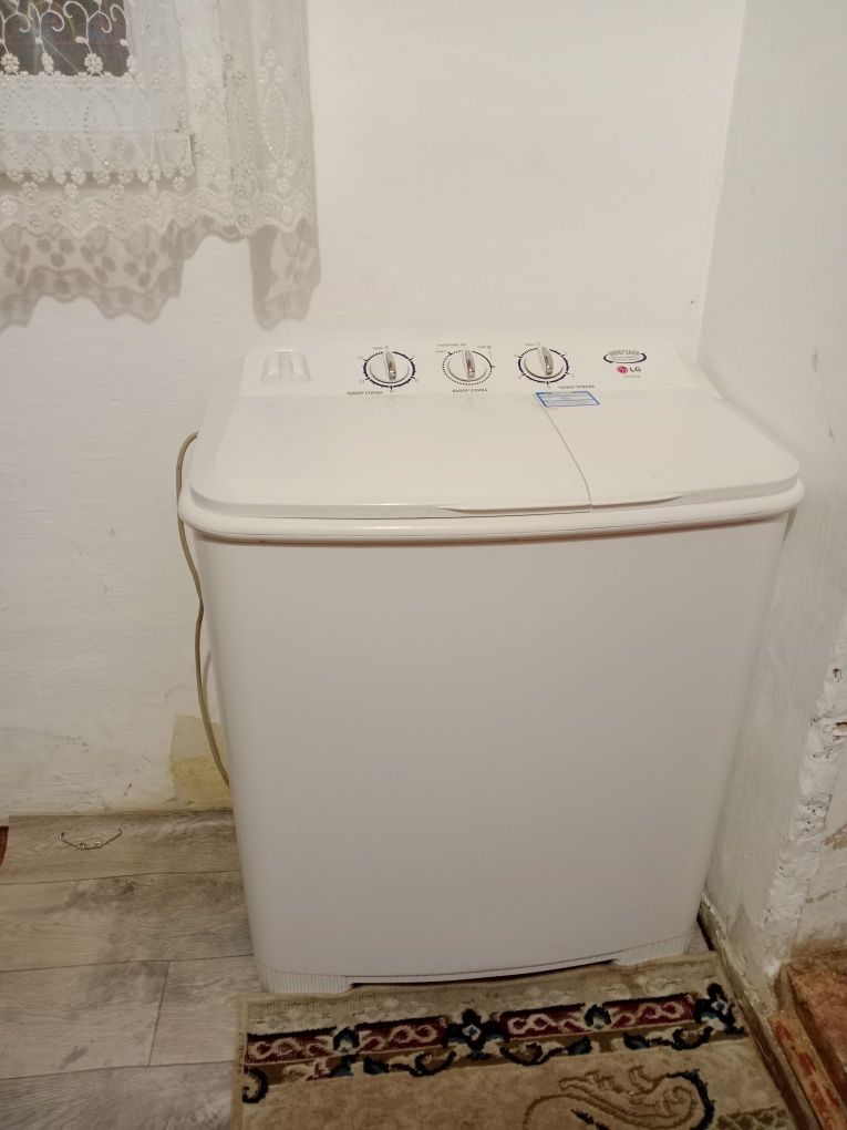 Продается стиральный.