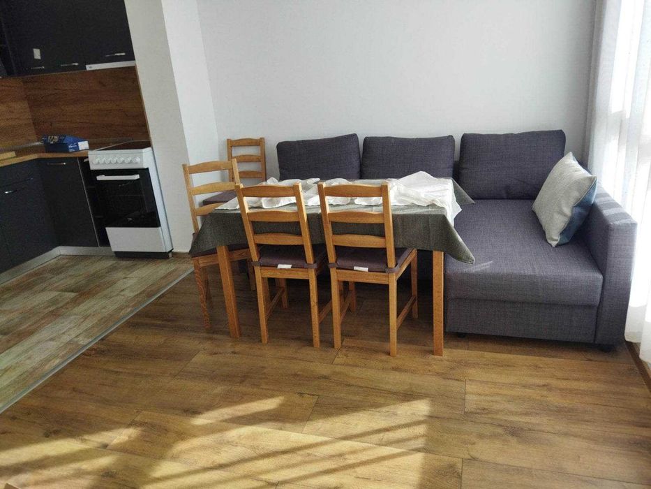 Дава се под наем Двустаен апартамент в Бургас, Меден рудник - зона А - 65 кв.м за 300 € - Снимка #2