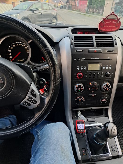Vând  schimb cu autoutilitara  Suzuki Grand Vitara 4×4