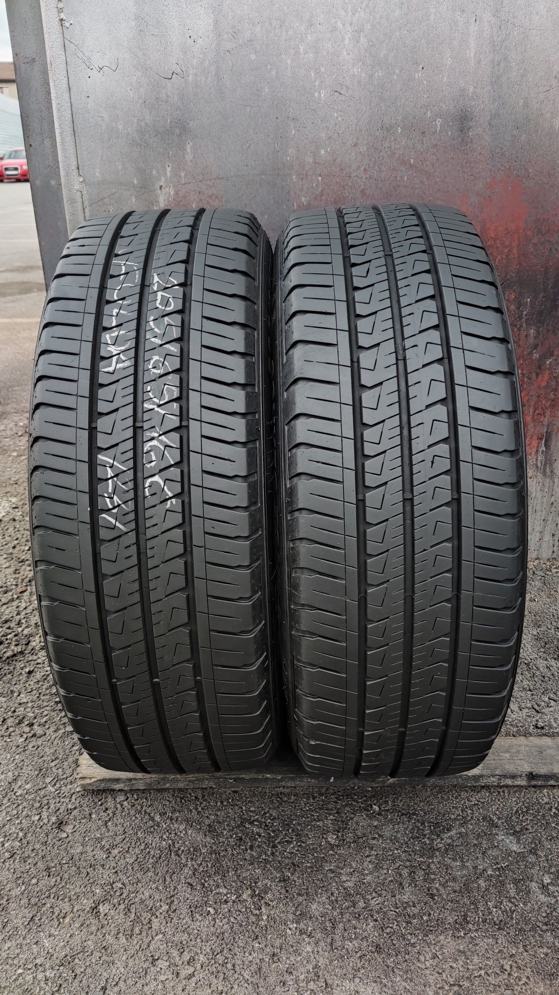 2бр. бусови гуми 205/65/16C, Fulda Conveon Tour, dot23
dot23 
8+mm
Мн