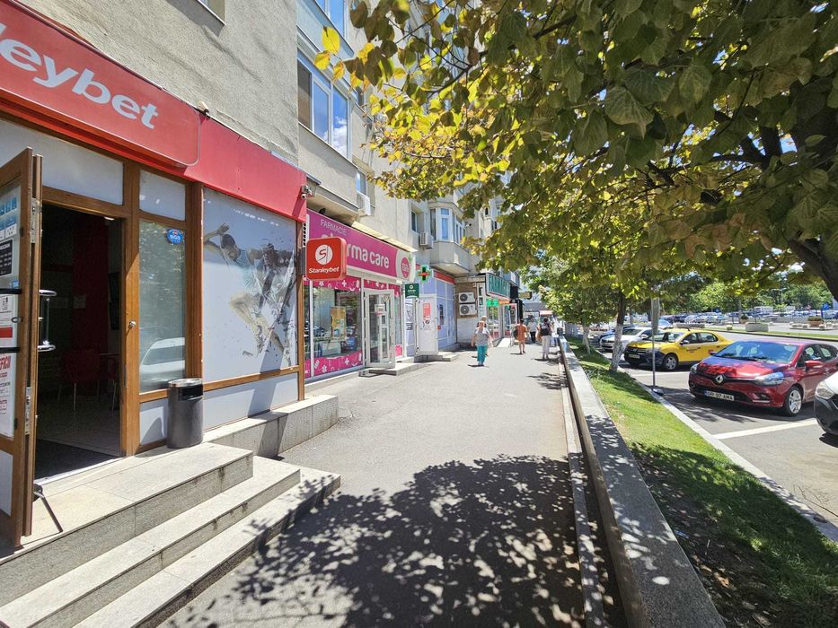 Spatiu comercial Rahovei – 88 mp utili, vitrina 4,7 ml, 2.700 EUR/luna