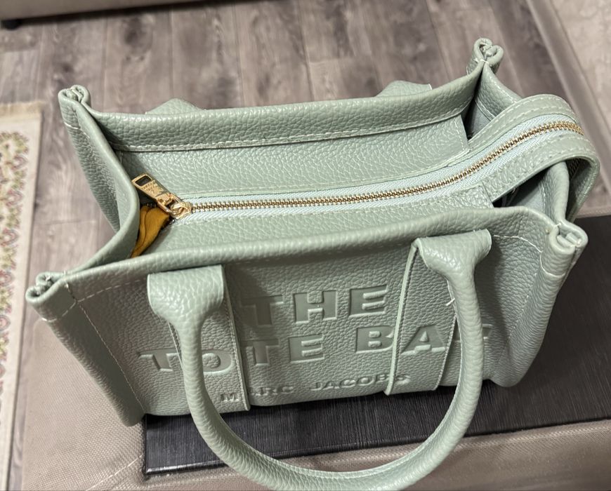 Продам сумку Marc Jacobs