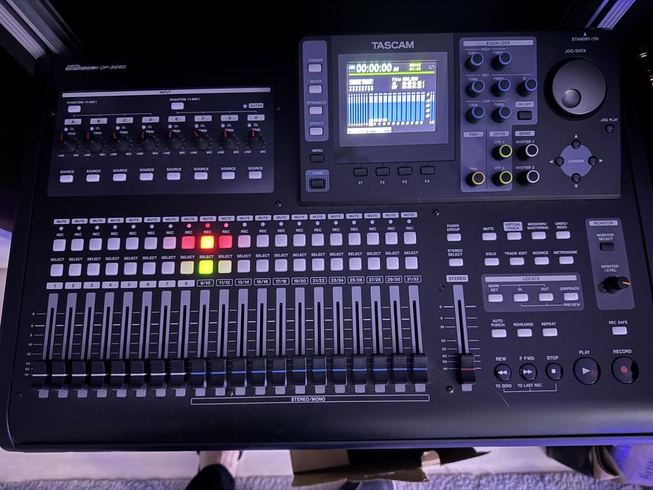 Tascam dP-32SD Digital