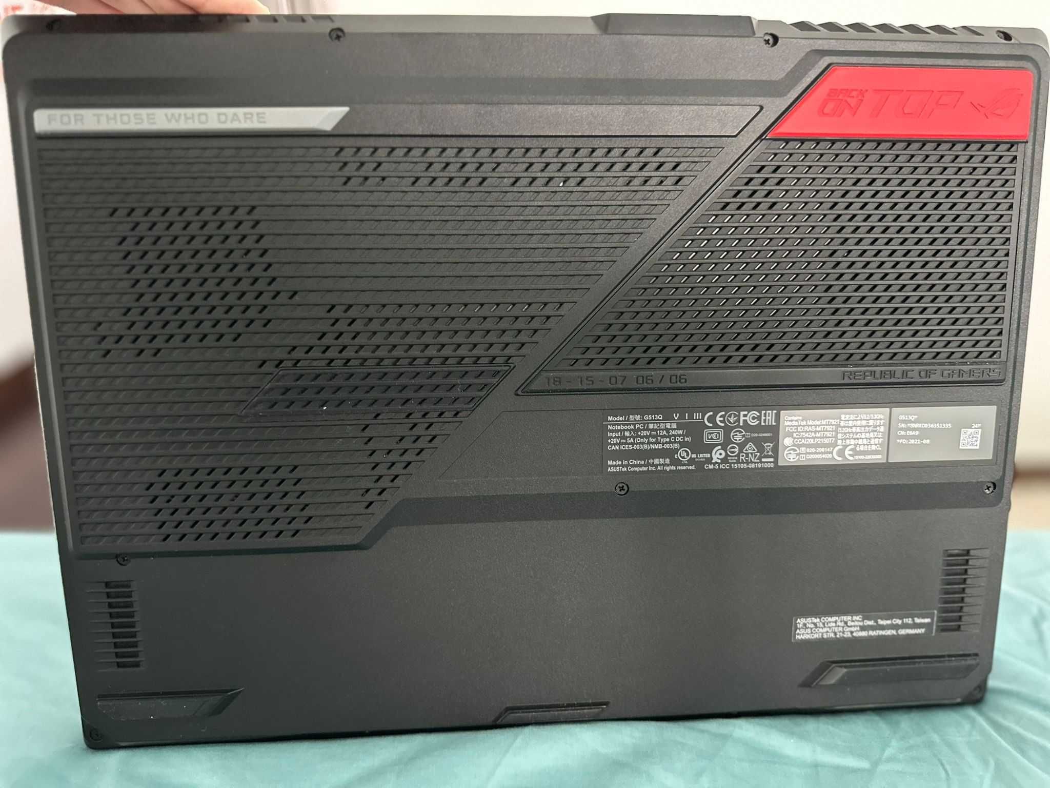 Vând Laptop ASUS Gaming 15.6'' ROG Strix G15 G513QM 2022