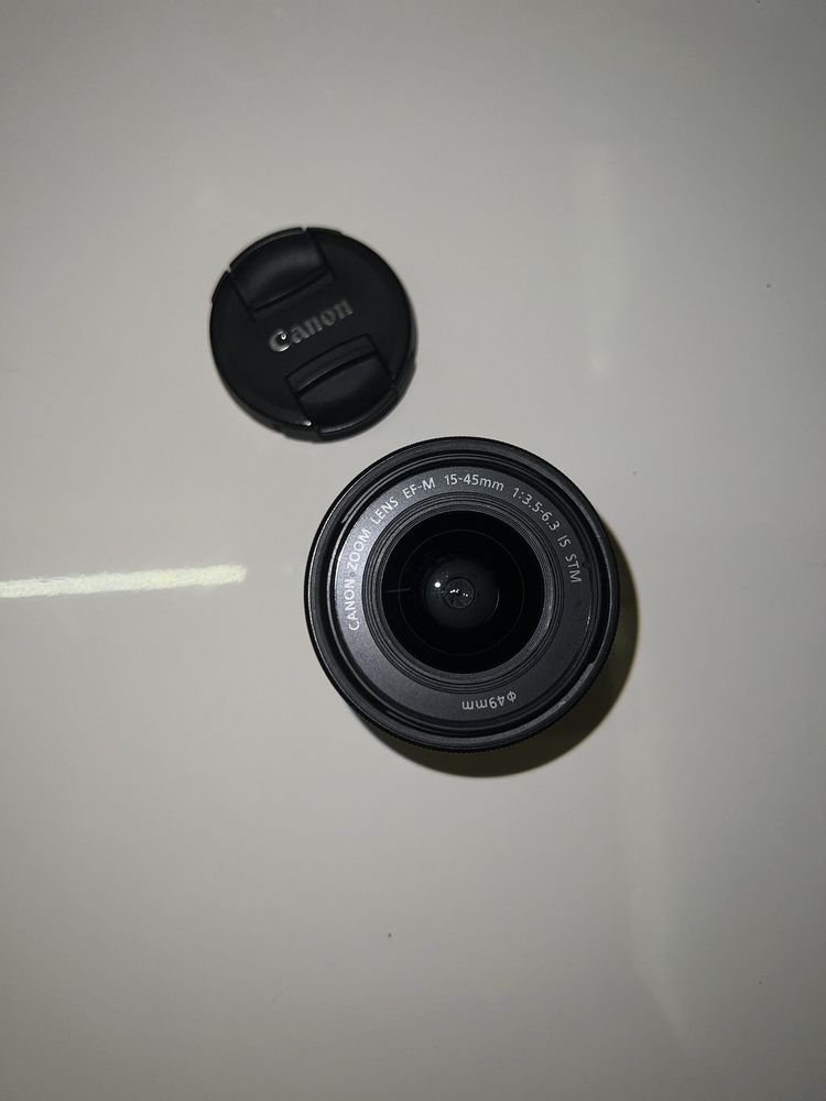 Фотоапарат Canon EOS M50