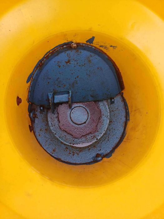 semanatoare de porumb pe 4 randuri mecanica cu fertilizare