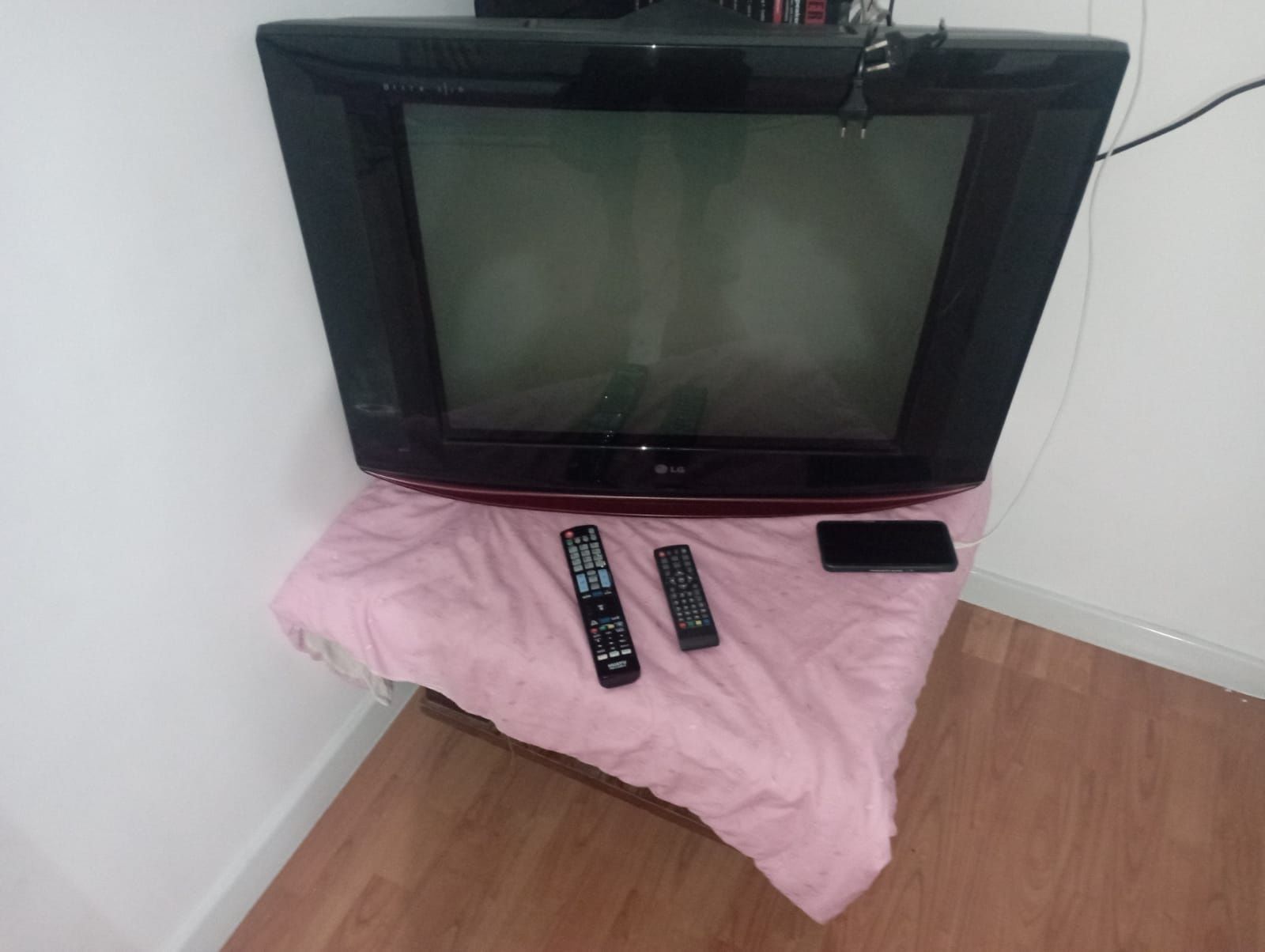 Продается телевизор