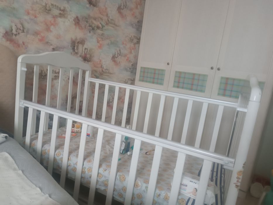 Продам детскую кроватку в хорошем состоянии