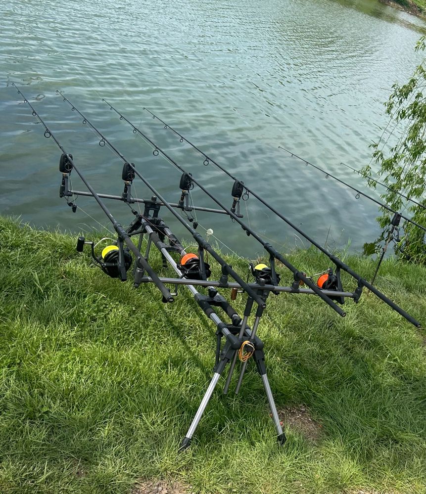 Set complet Pescuit la crap Okuma / Daiwa