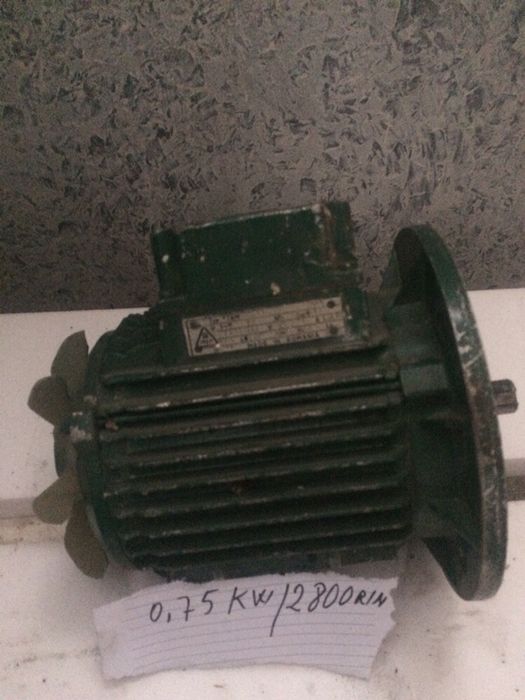 Motoare electrice trifazic 380 - 220