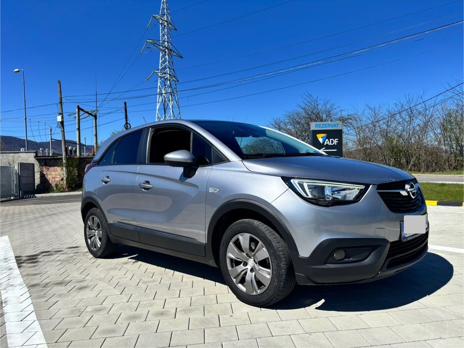 Opel Crossland X. 2020