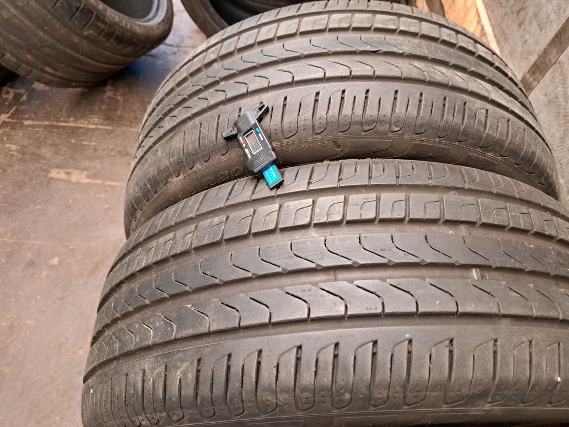 2 anvelope 235/45 R20 Pirelli cu profil 7mm