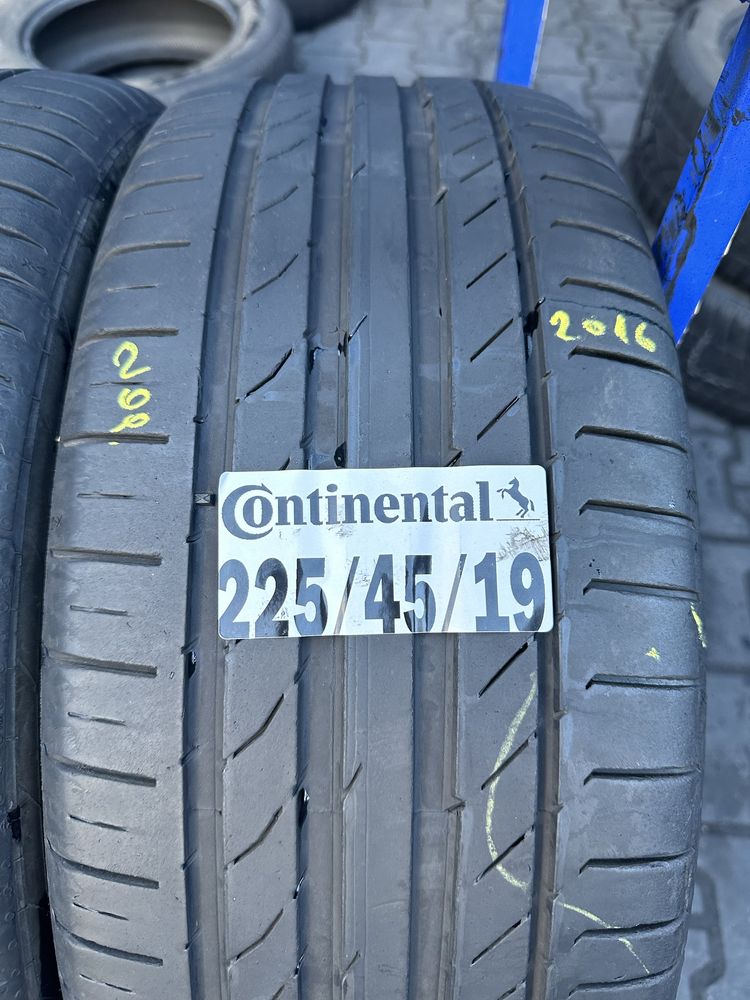 225/45/19 Continental