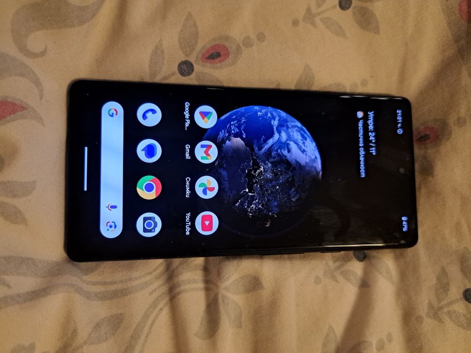 Google Pixel 6 телефон
